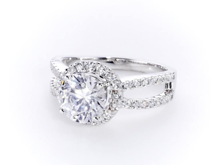 Halo Diamond Ring CGHK03050